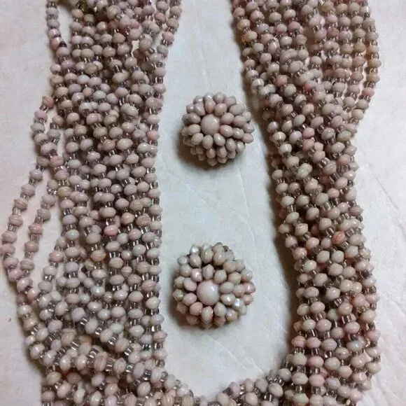 VINTAGE Hong Kong multi strand necklace / earrings set - Picture 2 of 13